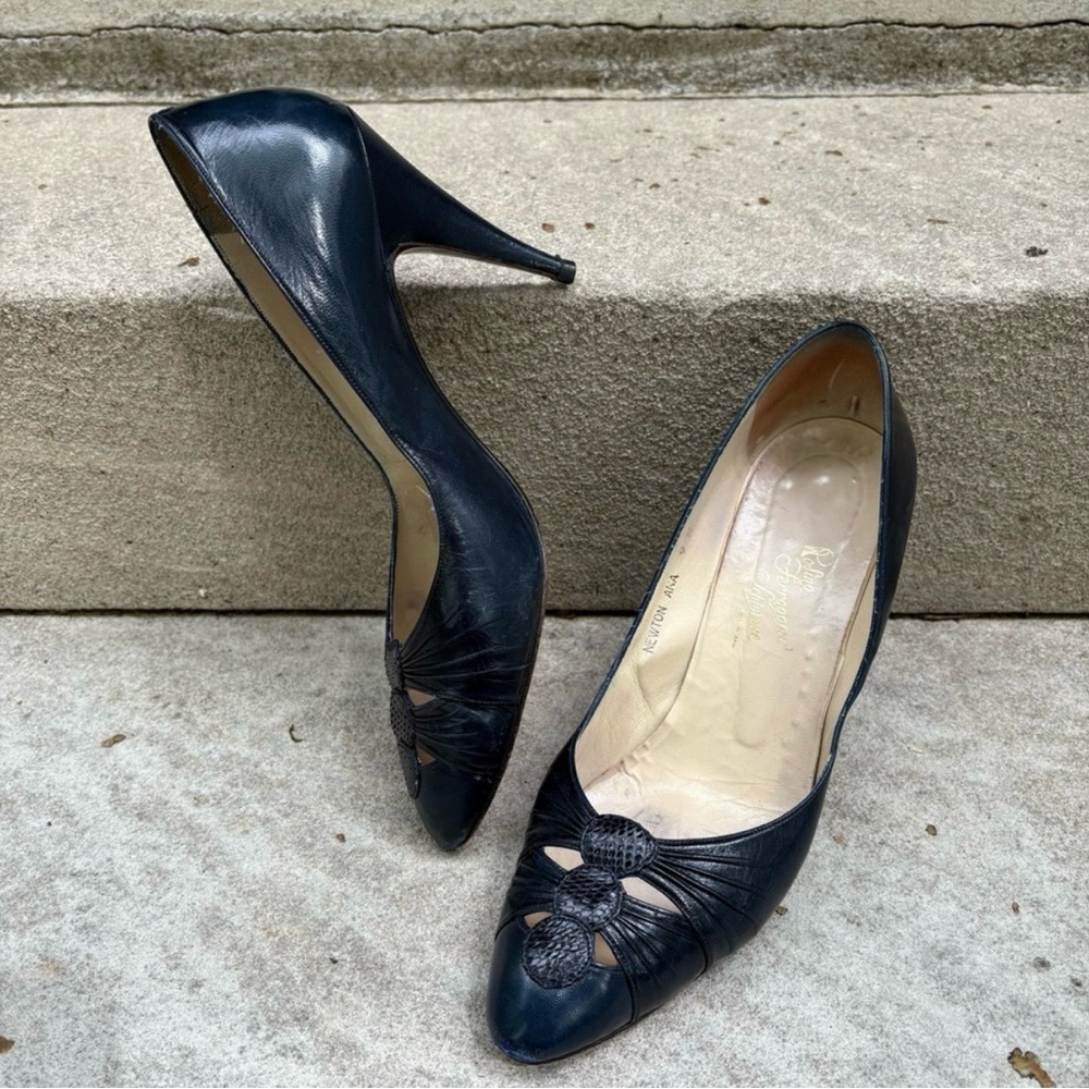 Salvatore Ferragamo Navy Leather Heels